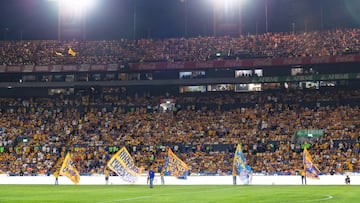Explota afición contra la directiva de Tigres