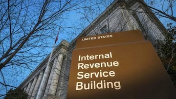 El Servicio de Impuestos Internos (IRS) acordó compartir datos fiscales para identificar a los inmigrantes indocumentados.