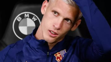 Both the league and federation have agreed in their decision that Barcelona cannot re-register neither Olmo nor Pau Víctor.