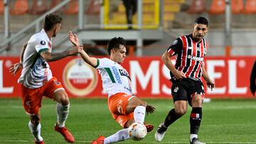 Cobresal no pudo con un gigante y se derrumba en la Libertadores