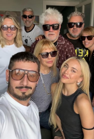Pedro Almodóvar y Ana Mena, juntos para ver la final de Roland Garros
