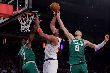 Almost more expensive than a new car: This is how much courtside seats to see the Knicks at MSG cost during the playoffs