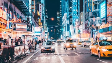 En un intento por mejorar la calidad del aire en NY, ha entrado en vigor una tarifa de congestión. Esto deberás pagar ahora si tomas un taxi, Uber o Lyft.