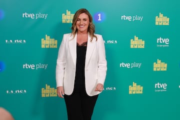 La viguesa compaginará su labor como colaboradora en 'La familia de la tele' con 'Tentáculos', el programa que presenta de lunes a viernes en TEN. Supone su regreso a la televisión convencional tras su polémica salida de Mediaset.