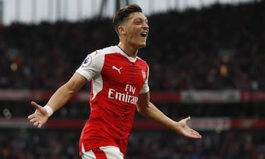 Santi Cazorla elige su once histórico ideal del Arsenal