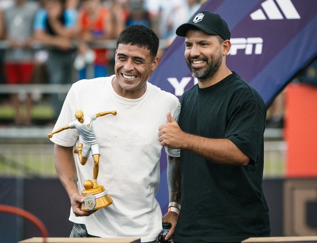 “Sé que puedo llegar algún día a Colo Colo... Es un club grande y hermoso, y me gustaría retirarme ahí”