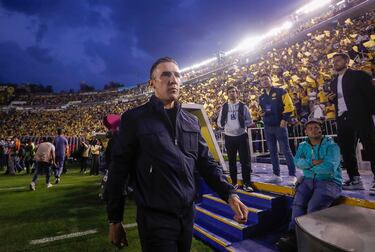 Cruz Azul in talks with Guillermo Almada