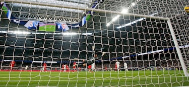 El mejor Mbappé despide a Navas