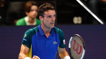 Bautista completa la fiesta ante un honorable Wawrinka