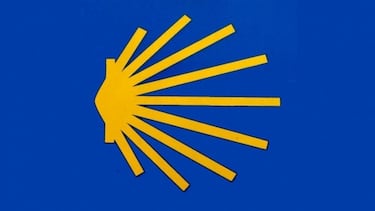 Los símbolos del Camino de Santiago: ¿qué significan la cruz, la concha y la flecha?