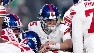 It’s all change in New York as a bye week allows more thought on what’s in the quarterback pocket.