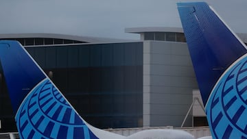Pasajeros del vuelo 1382 de United Airlines, con salida de Houston, Texas, vivieron momentos de pánico al incendiarse la aeronave antes de despegar.